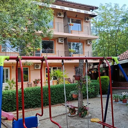 фернандес 3* Tchernomorets