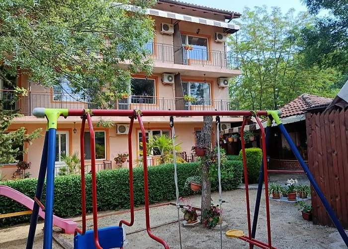 фернандес 3* צ'רנומורץ